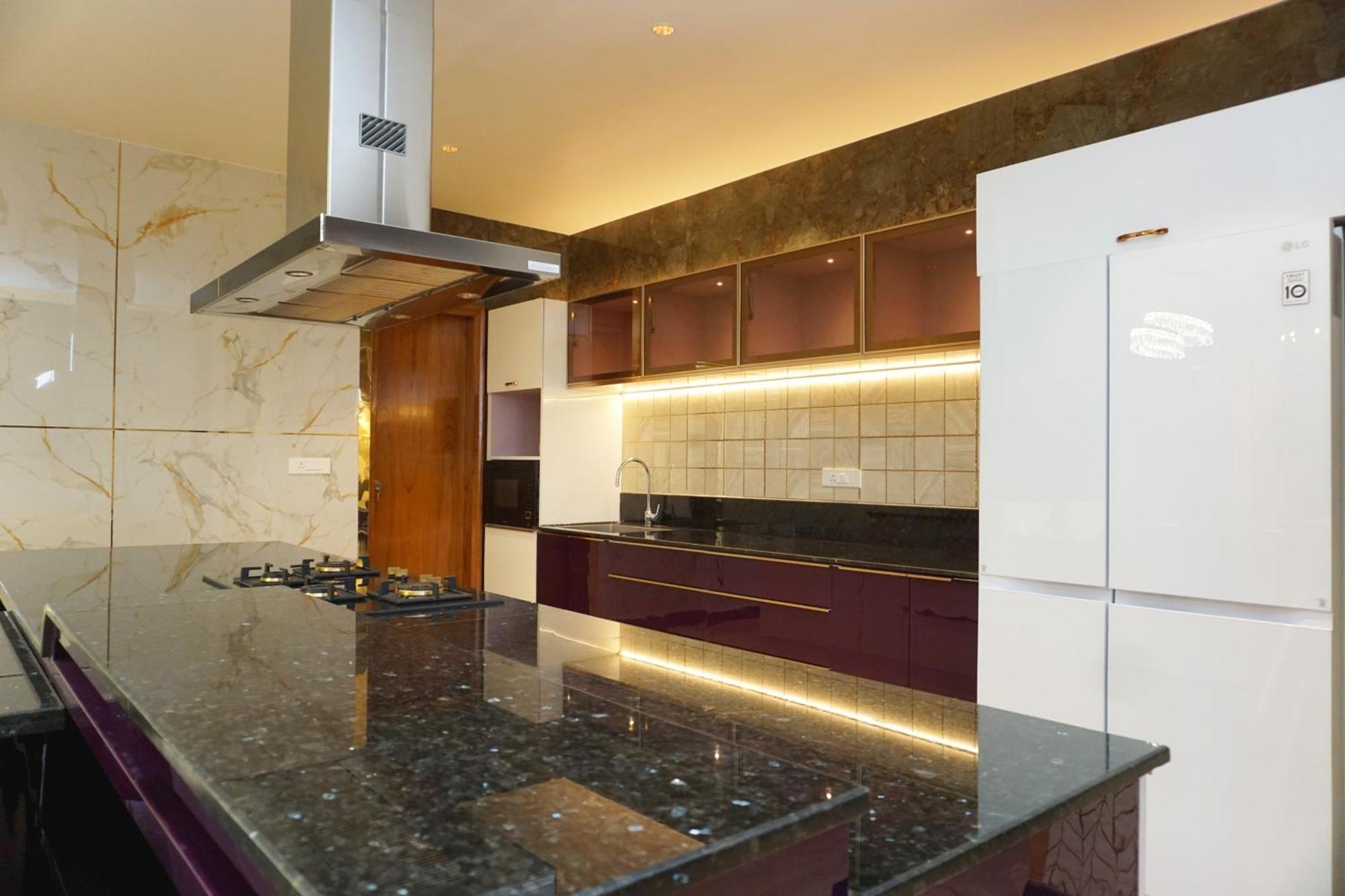 Апартаменты The Pentouz On 100 Feet Road Indiranagar - An Urban Luxury Retreat Бангалор Экстерьер фото